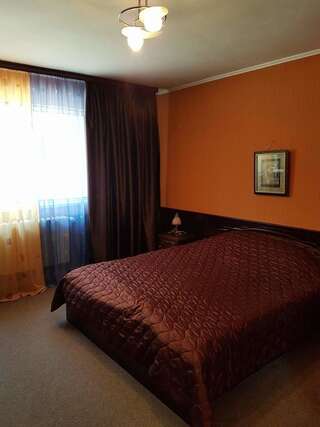 Мотели Motel Paradise Oryakhovo Двухместный номер с 1 кроватью-1